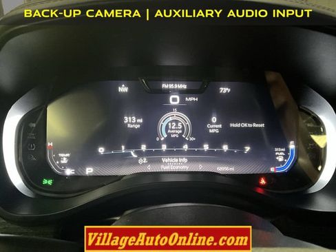 Used 2023 RAM 1500 Limited w/ Body Color Bumper Group AWD/4WD image 17