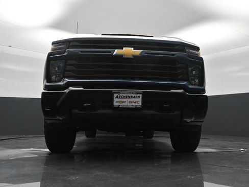 New 2026 Chevrolet Silverado 2500 Custom w/ Custom Convenience Package AWD/4WD image 20