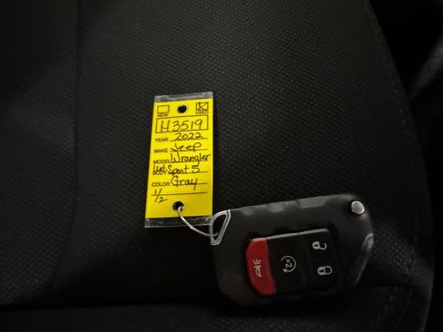 Used 2022 Jeep Wrangler Unlimited Sport AWD/4WD image 44