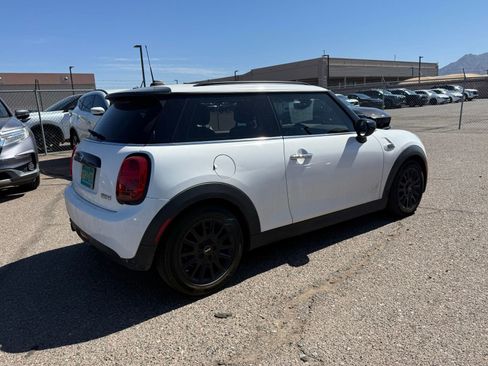 Used 2020 MINI Cooper 2-Door Hardtop FWD image 5