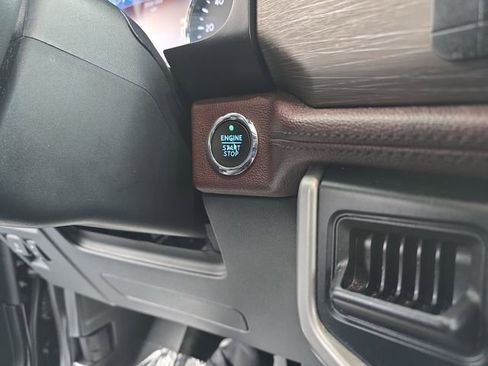 Used 2022 Ford Expedition Max Limited image 40