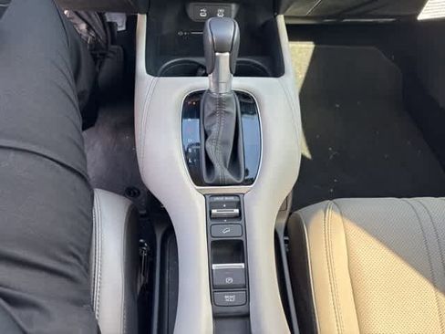 Certified 2026 Honda HR-V EX-L image 16