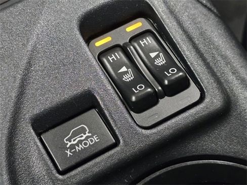 Used 2019 Subaru Crosstrek 2.0i Premium image 7