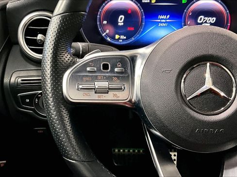 Used 2023 Mercedes-Benz GLC 300 4MATIC Coupe image 21