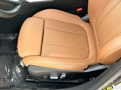 Used 2023 BMW 330e w/ Convenience Package RWD image 19