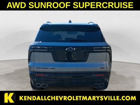Used 2024 Chevrolet Traverse RS w/ LPO, Floor Liner Package AWD/4WD image 4
