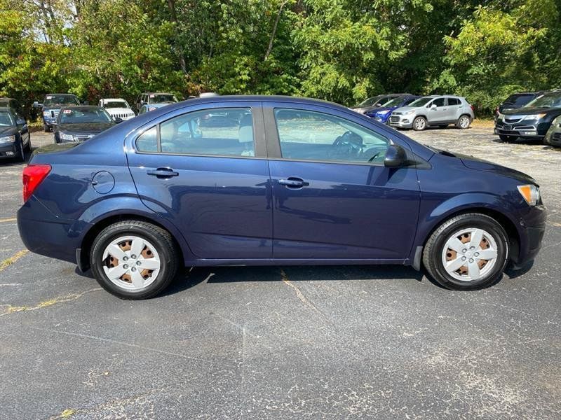 Used 2016 Chevrolet Sonic LS FWD image 4