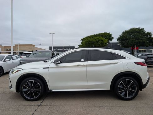 Used 2023 INFINITI QX55 Sensory w/ Lighting Package AWD/4WD image 3
