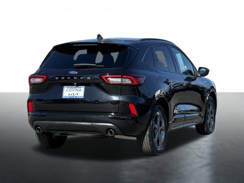 Used 2024 Ford Escape ST-Line w/ Cold Weather Package image 8