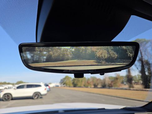 Used 2025 GMC Yukon XL Denali Ultimate image 10