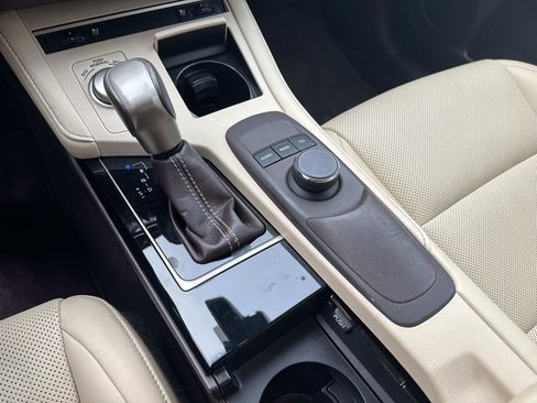 Used 2017 Lexus ES 350 image 25