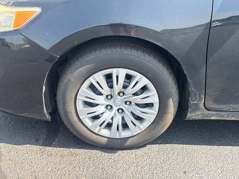 Used 2013 Toyota Camry FWD image 22