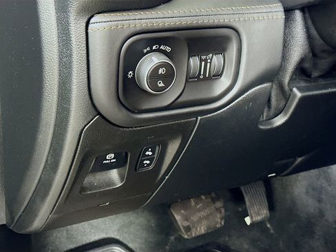 Used 2022 RAM 1500 Limited image 18