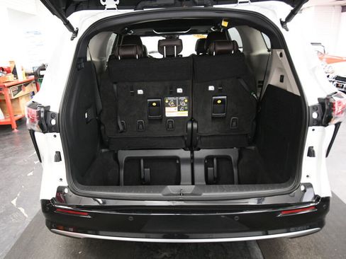 Certified 2023 Toyota Sienna Platinum AWD/4WD image 26