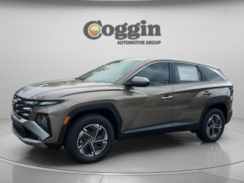 New 2026 Hyundai Tucson Blue SE w/ Tow & Go Package image 1