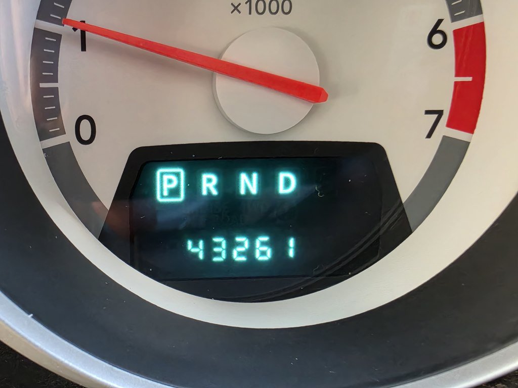 Used 2009 Dodge Grand Caravan SXT w/ Entertainment Group 2 FWD image 39