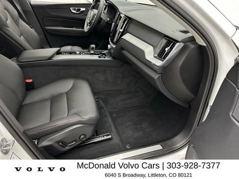 Certified 2025 Volvo XC60 B5 Plus AWD/4WD image 25