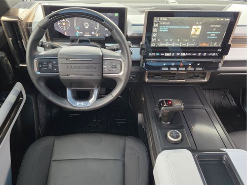Used 2025 GMC Hummer EV 2X w/ LPO, Roof Cross Rail Package AWD/4WD image 25