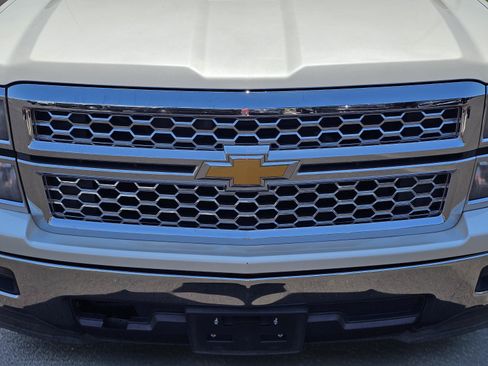 Used 2015 Chevrolet Silverado 1500 LT w/ Texas Edition, 1LT Trim RWD image 3