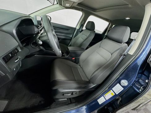 Used 2023 Honda CR-V EX image 12