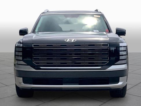 Used 2026 Hyundai Palisade Calligraphy FWD image 3