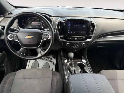 Used 2023 Chevrolet Traverse LT FWD image 10