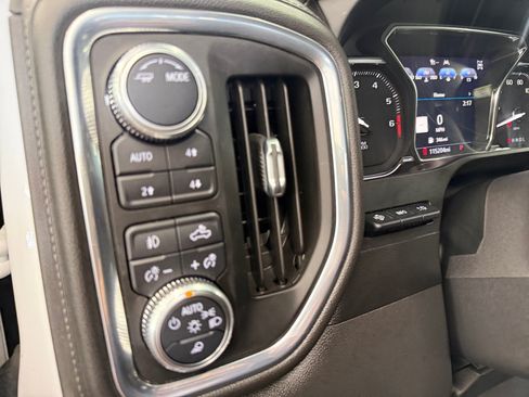 Used 2021 GMC Sierra 1500 Denali w/ Technology Package AWD/4WD image 24