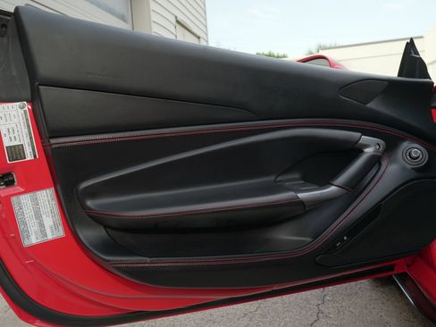 Used 2021 Ferrari F8 Tributo RWD image 11