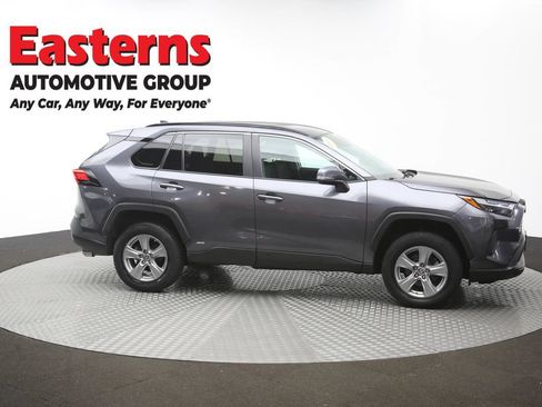 Used 2023 Toyota RAV4 LE AWD/4WD image 46