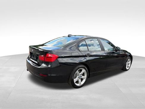 Used 2015 BMW 320i xDrive Sedan AWD/4WD image 3