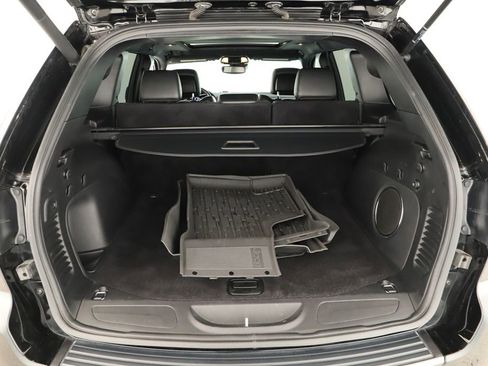 Used 2021 Jeep Grand Cherokee Limited w/ Quick Order Package 28K 80th RWD image 33