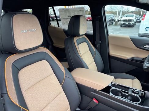 New 2026 Chevrolet Equinox ACTIV w/ Convenience Package III image 41