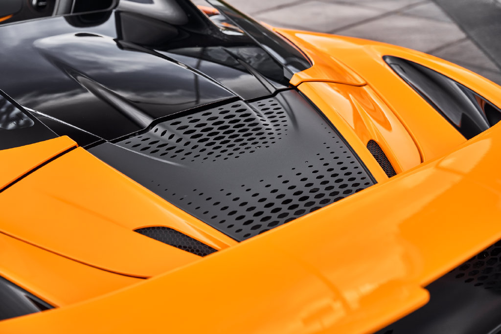 Used 2025 McLaren 750S Spider RWD image 13