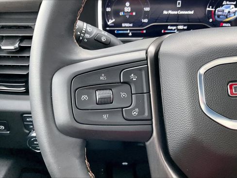 Used 2025 GMC Sierra 3500 AT4 w/ AT4 Premium Plus Package image 18