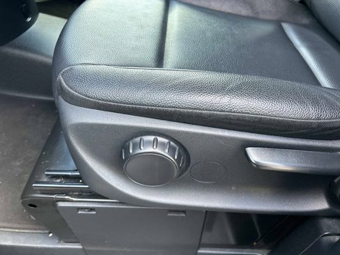 Used 2023 Mercedes-Benz Metris Passenger image 18