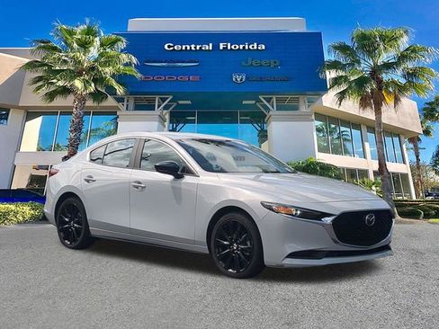 Used 2024 MAZDA MAZDA3 s FWD image 2