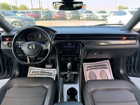 Used 2021 Volkswagen Passat 2.0T R-Line w/ Luggage Net & Mats Package image 40