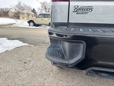 Used 2024 Chevrolet Silverado 1500 LT Trail Boss w/ Convenience Package II image 14