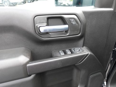 Used 2023 GMC Sierra 1500 Pro w/ Pro Value Package image 15