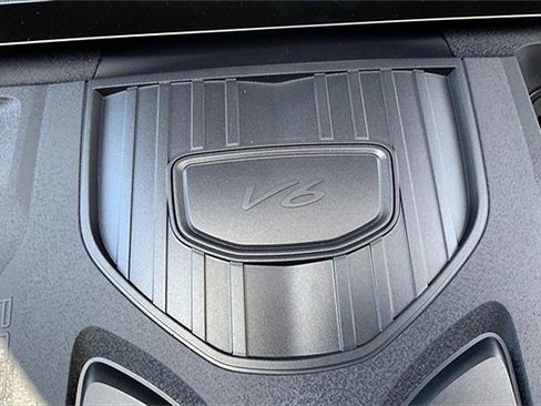 New 2025 Porsche Panamera 4 image 36