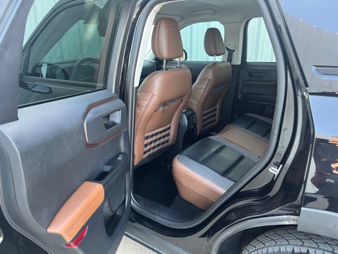 Used 2023 Ford Bronco Sport Outer Banks AWD/4WD image 12