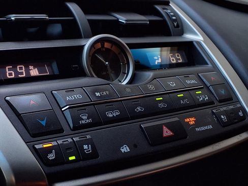 Used 2015 Lexus NX 200t FWD image 9