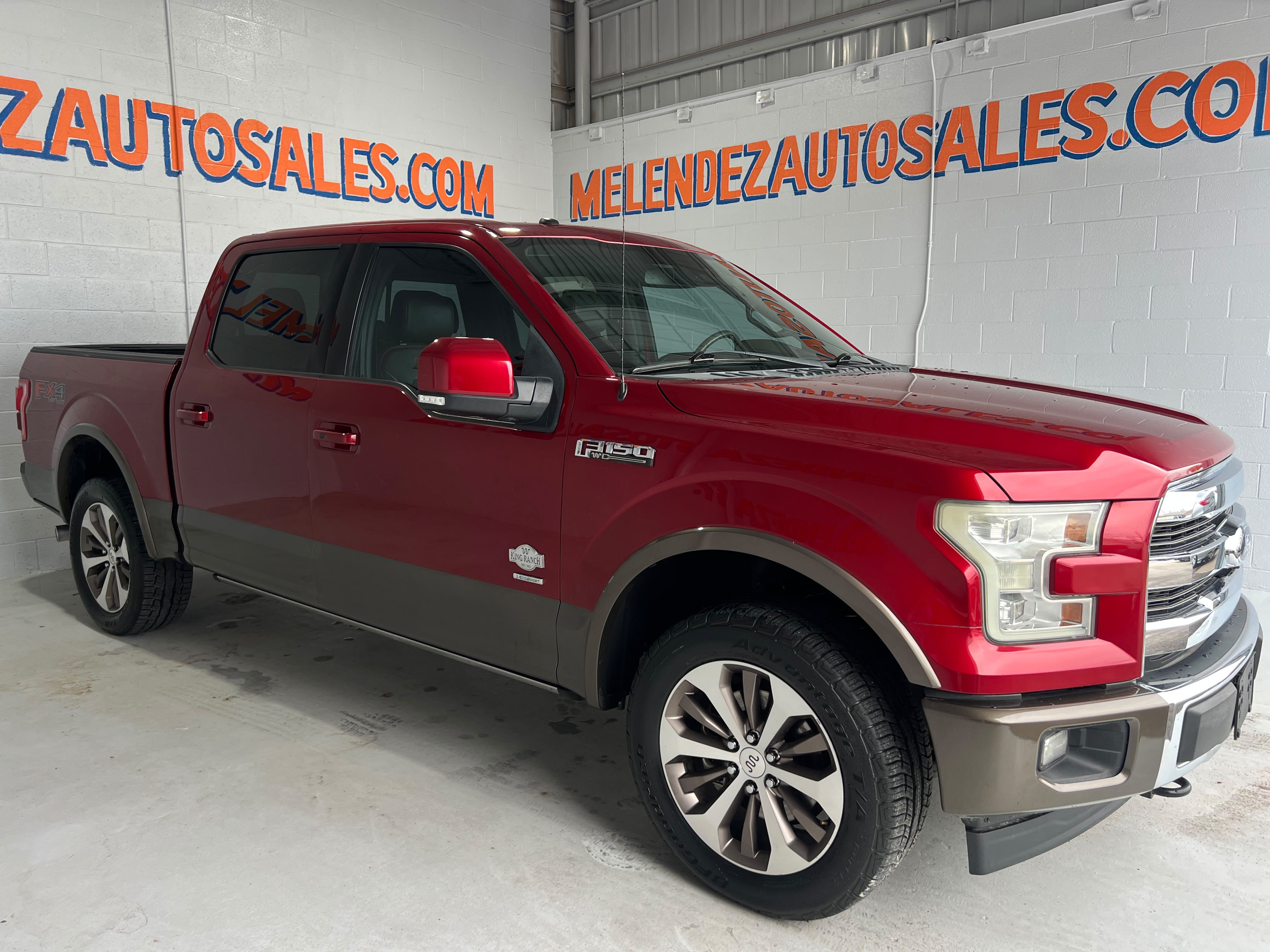 Used 2017 Ford F150 King Ranch w/ Equipment Group 601A Luxury AWD/4WD image 8