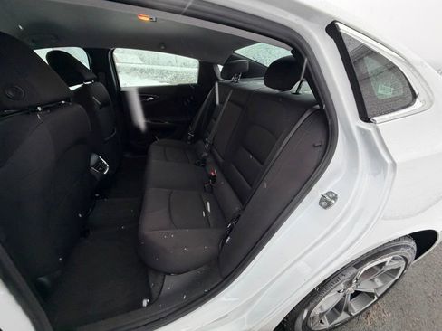 Used 2023 Chevrolet Malibu LT image 10