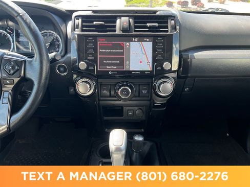 Used 2023 Toyota 4Runner TRD Off-Road Premium w/ Moonroof Package AWD/4WD image 26