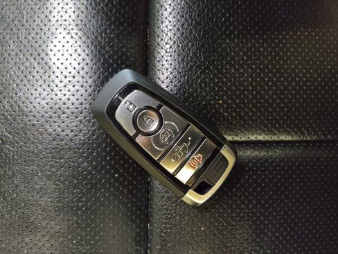 Used 2018 Ford F150 Lariat AWD/4WD image 32