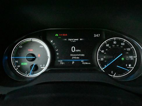 Used 2021 Toyota Venza XLE w/ Softex Package image 21