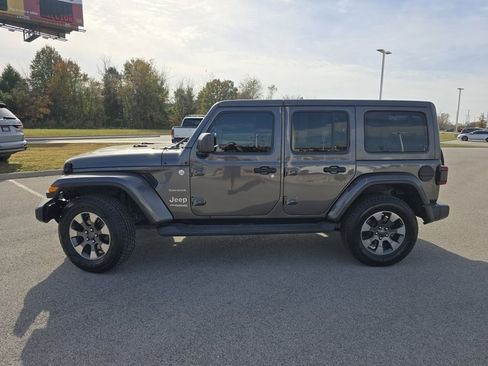 Used 2018 Jeep Wrangler Unlimited Sahara image 21