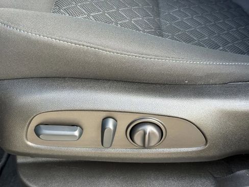 Used 2022 Chevrolet Blazer LT image 24