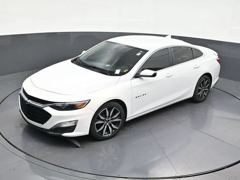 Used 2020 Chevrolet Malibu RS FWD image 15